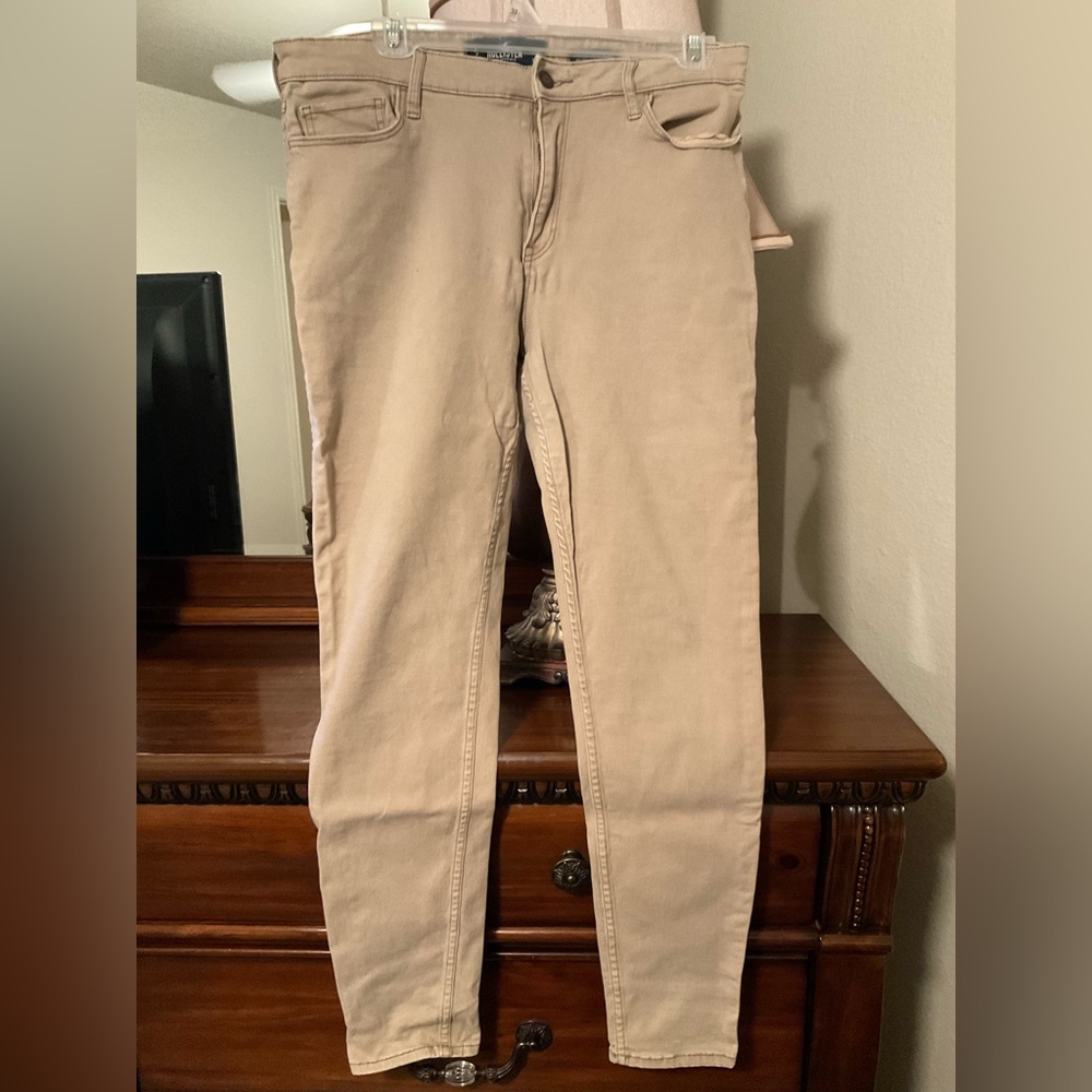 hollister women khaki jeans w30 l30